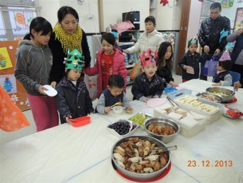 鼓勵幼兒自備餐具回校享用食物